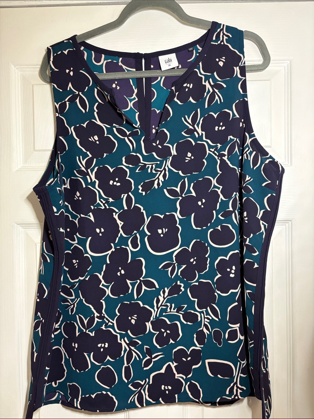 CAbi Teal & purpura WARHOL TOP Floral sleeves “3087”